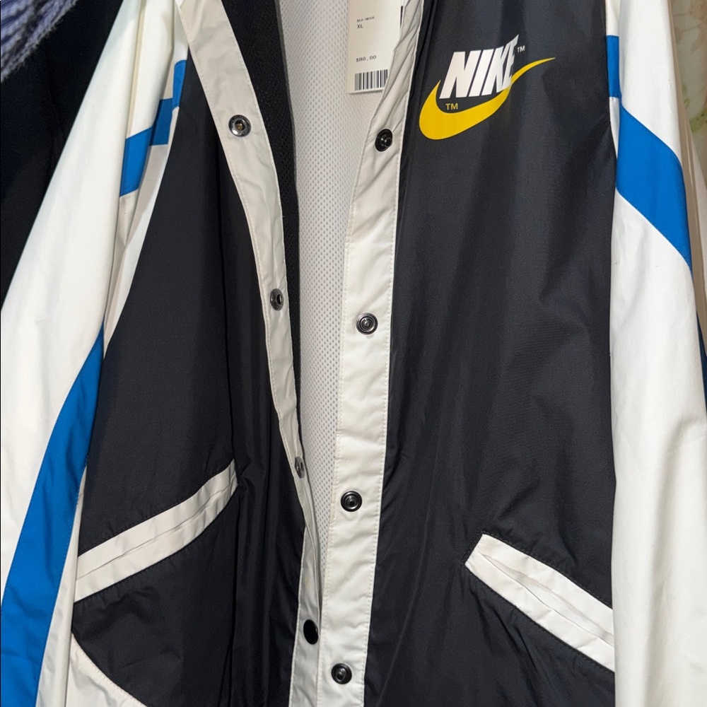 Nike Windbreaker Jacket